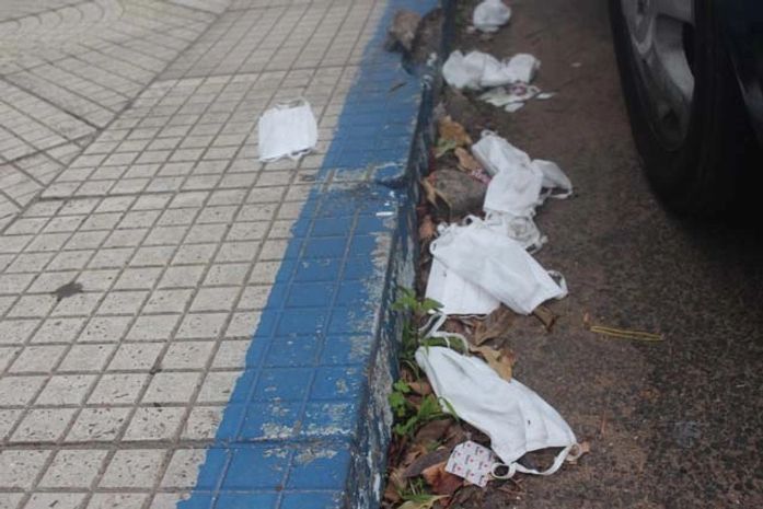 EPIs têm sido descartados de forma incorreta.