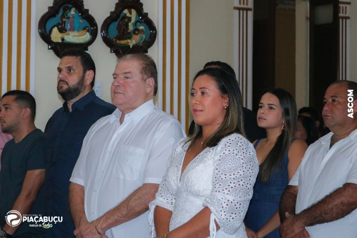 Ao lado do prefeito Djalma Beltrão e da Primeira Dama Adriana Brêda, Gutto Beltrão participa da abertura dos Festejos do Glorioso Bom Jesus dos Navegantes