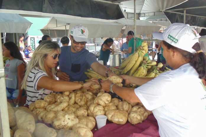 1ª Feira da Agricultura Familiar Quilombola e do Crédito Fundiário é realizada com sucesso em Santana do Mundaú