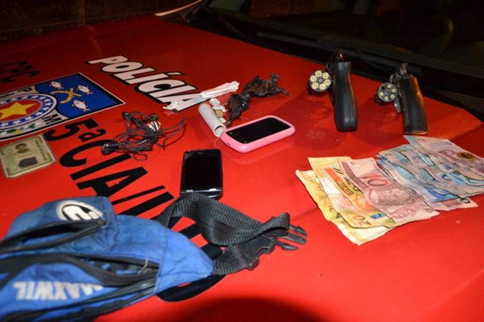 Material apreendido com os acusados