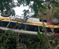 Trabalhador sofre acidente durante retirada de ônibus na Serra da Barriga; operação será retomada nesta quinta (26)
