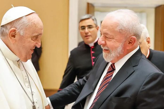 Lula decreta luto oficial de sete dias pela morte de Papa Francisco