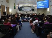 Sessão especial discute fortalecimento do combate à violência contra a mulher
