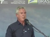 Collor é aplaudido por seguidores de Bolsonaro e volta a trocar elogios com presidente