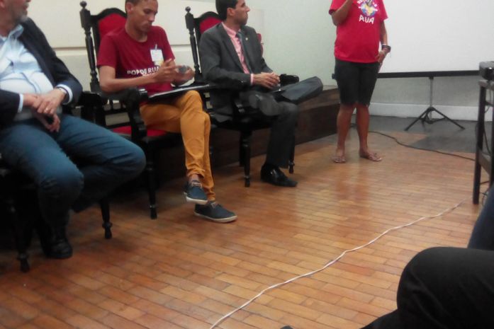 Pra policia população de rua é saco de pancada- diz Fabiana morando na rua há 21anos.