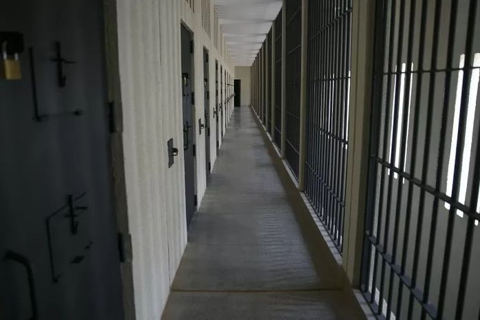 Onde Bolsonaro vai cumprir a sentença?