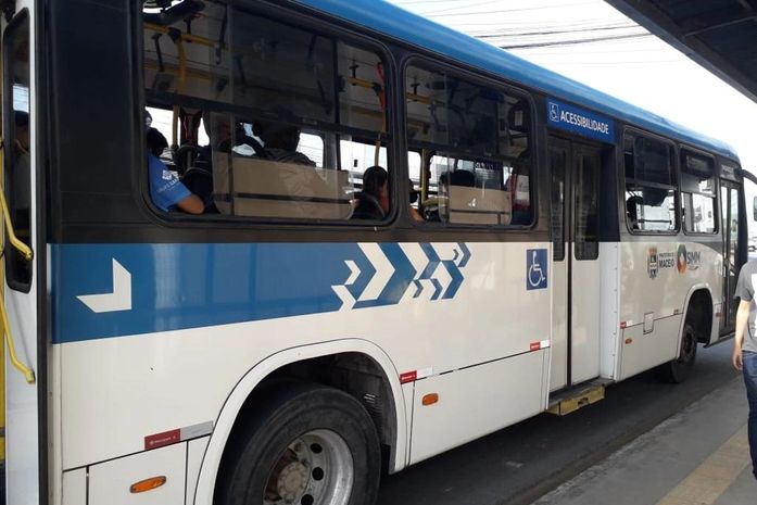 Linhas de ônibus retomam operações em Fernão Velho