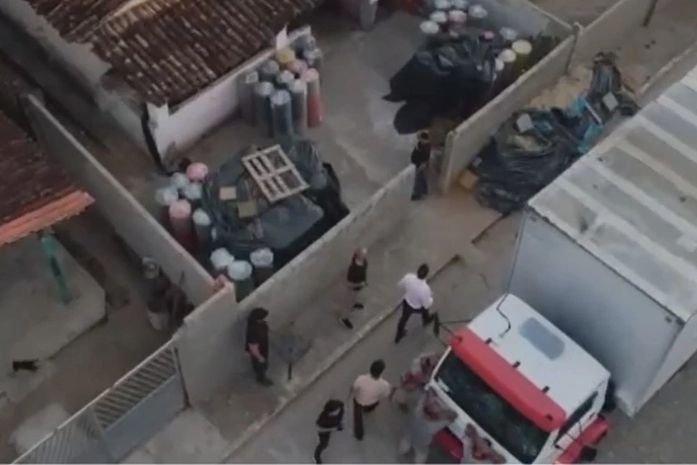 Funcionários de fábrica são presos em Satuba por furto de R$ 1 milhão em carpetes