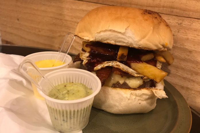Cinco (ou dez) hambúrgueres que você precisa degustar em Maceió