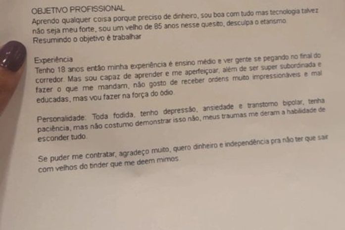 Currículo sincero viraliza nas redes sociais: 'Preciso de dinheiro'