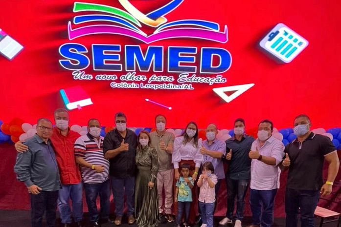 Deputado Galba Novaes marca presença em solenidade de volta às aulas em Colônia Leopoldina