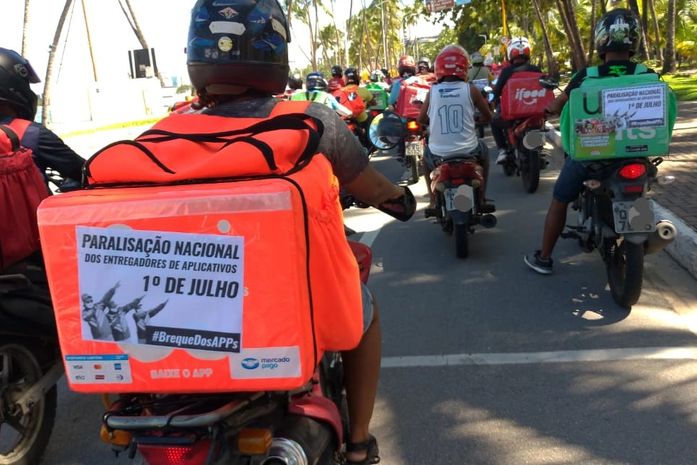 Entregadores de aplicativos realizam paralisação nacional para reivindicar direitos.