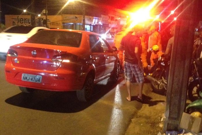 Vítimas foram socorridas por militares do Corpo de Bombeiros.