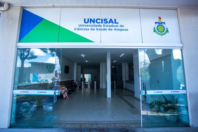 Critério regional na Uncisal: Defensoria pede preservação de vagas de estudantes em ação sobre bônus de 10%