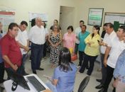 Vereadores e prefeito Rogério Teófilo fazem vistoria as obras da UPA e chegada dos lotes de medicamentos