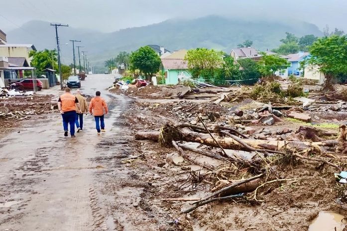 No RS, Defesa Civil de Maceió já realizou mapeamento de três cidades atingidas pelo desastre de chuvas e inundações