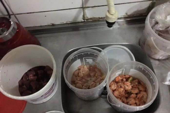 Comida sem higiene