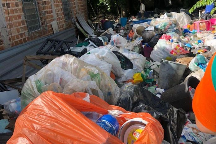 Visa recolhe 50 toneladas de lixo de residência na Santa Lúcia