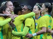 Seleção feminina encara Estados Unidos esta noite em São Paulo