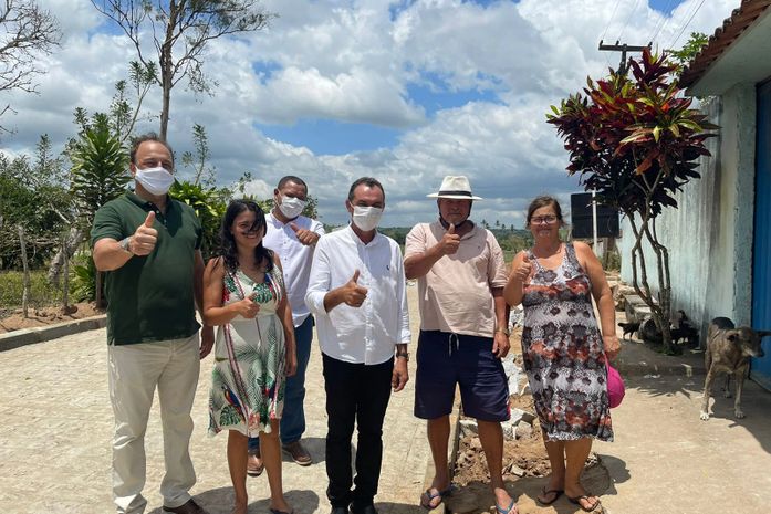 Prefeito Celino Rocha acompanha andamento do Minha Cidade Linda em Anadia