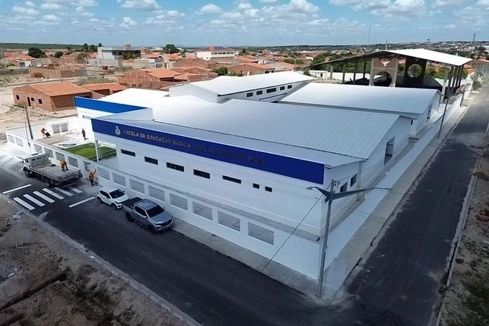 Em Delmiro: Bairro Pedra Velha ganhará nova escola moderna e equipada; obras estão em fase final