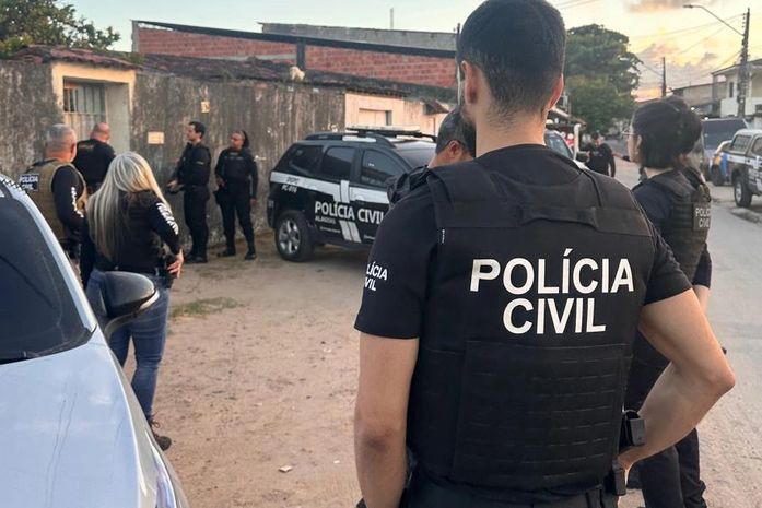 Mulher é presa na parte alta de Maceió suspeita de permitir abuso da própria filha