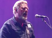 Baixista Canisso, da banda Raimundos.