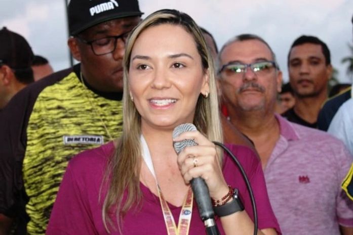 Prefeita Fernanda Cavalcanti