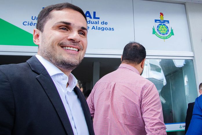 Deputado Alexandre Ayres faz indicação para criação do Restaurante Universitário na Uncisal