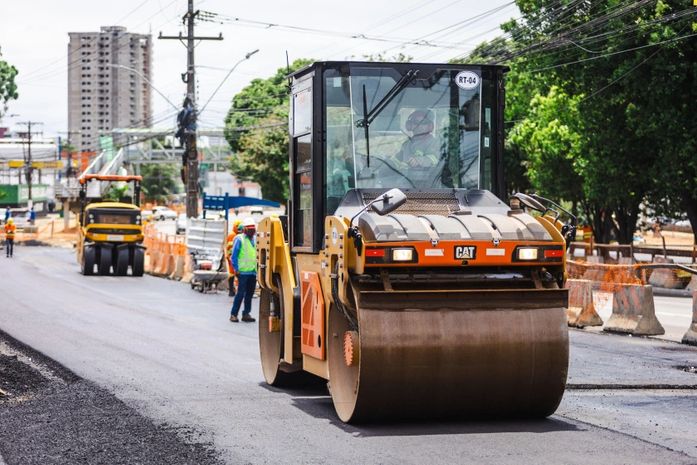 Ampliação da Durval de Góes Monteiro, no sentido Aeroporto, chega na reta final
