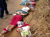 Populares mantiveram suspeitos amarrados até a chegada da PM