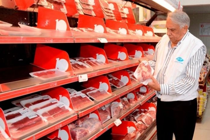 Paulo Bezerra orienta que consumidor deve observar a validade contida na embalagem