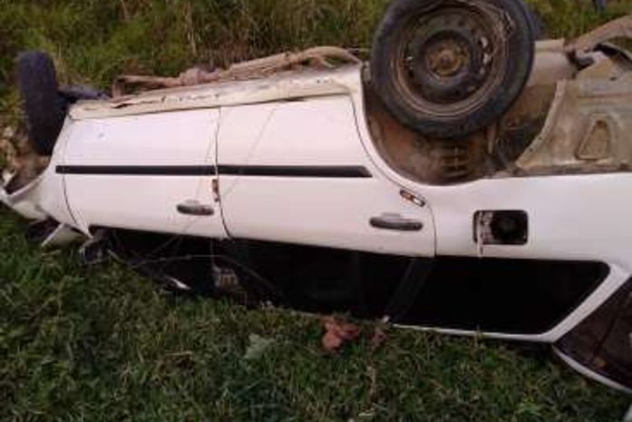 Motorista morre em capotamento na BR-316, em Viçosa