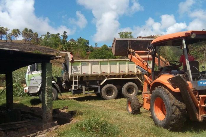 Agricultores e produtores de Maragogi recebem fertilizante orgânico