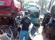 Policiais Civis realizam vistoria em estabelecimentos.