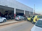 
PM realiza Operação Lego e apreende motores e peças de veículos com registros de roubo, em Arapiraca