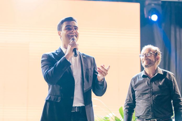Prefeito JHC anuncia pagamento de salário dos servidores para esta quarta (27)