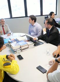 Bicicletas e patinetes elétricos:MPAL realiza audiência pública com DMTT, Semsc e empresa Jet para solucionar problemas