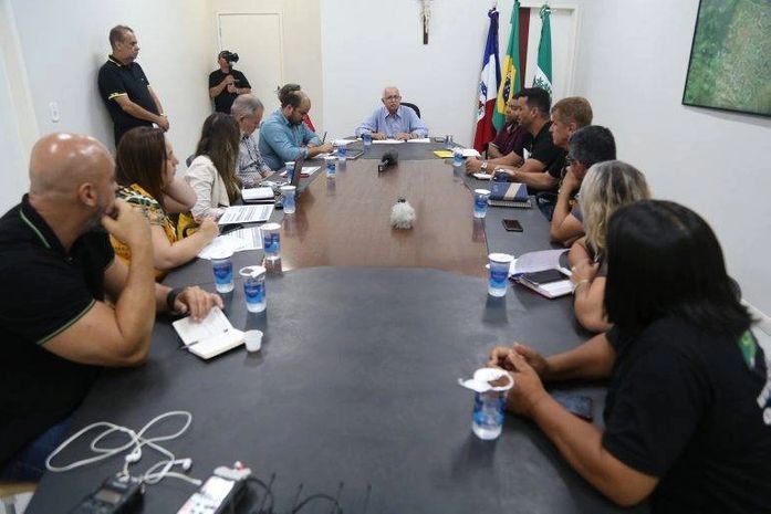 Município e Sinteal decidem juntos sobre reajuste salarial dos servidores da Educação