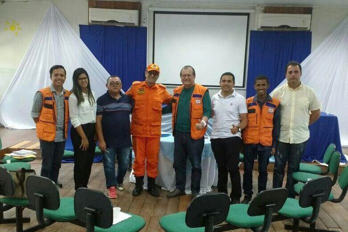 Em reunião, representantes da Prefeitura de Santana do Mundaú discutem plano de contingência para quadra chuvosa com 3º Grupamento do Bombeiro Militar