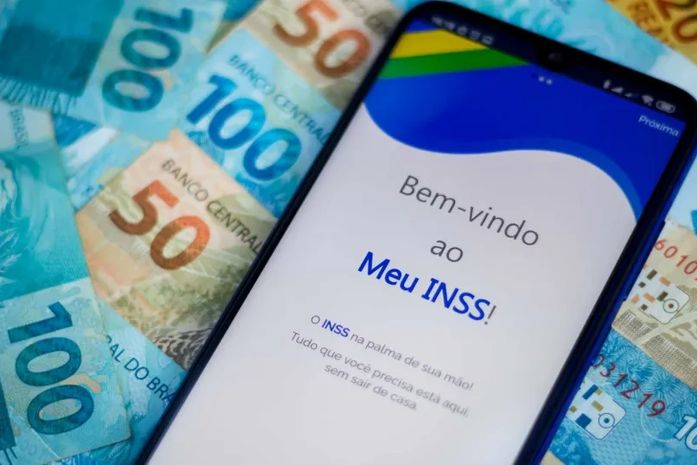 Devoluções do INSS: veja quem recebe, regras para pagamento e calendário