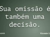 

Nós nos convertemos em tecnocratas da democracia, assinando listas, produzindo videoclipes, lançando podcasts, todos sentados no sofá, enquanto Jair continua a abrir covas. O Brasil está paralisado.
