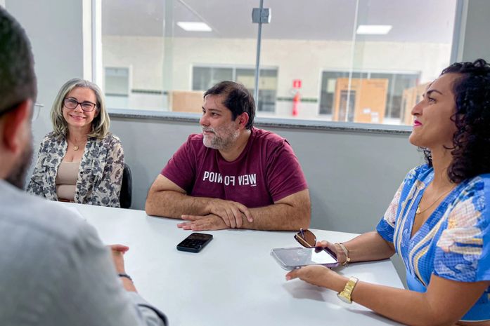 Girau do Ponciano enviará 5 alunos para intercâmbio na Inglaterra