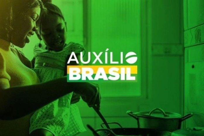 Saiba como será a transição do Bolsa Família para o Auxílio Brasil