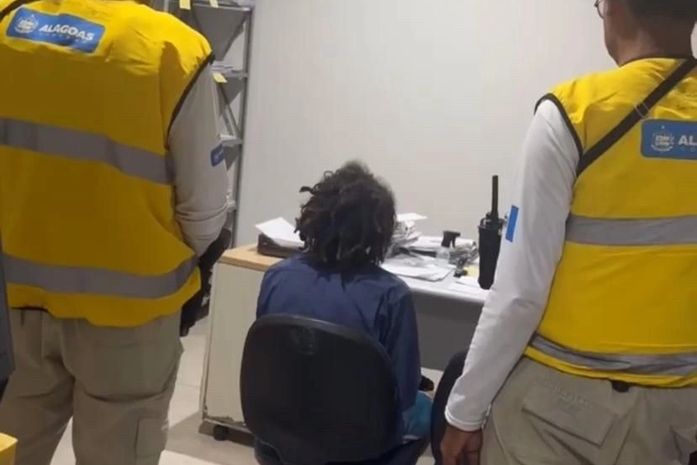 Homem é preso após roubar material de construção de obra na Ponta Verde, em Maceió