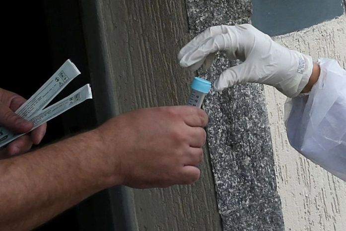 Covid-19 matou 57 mil pessoas desde março no Brasil