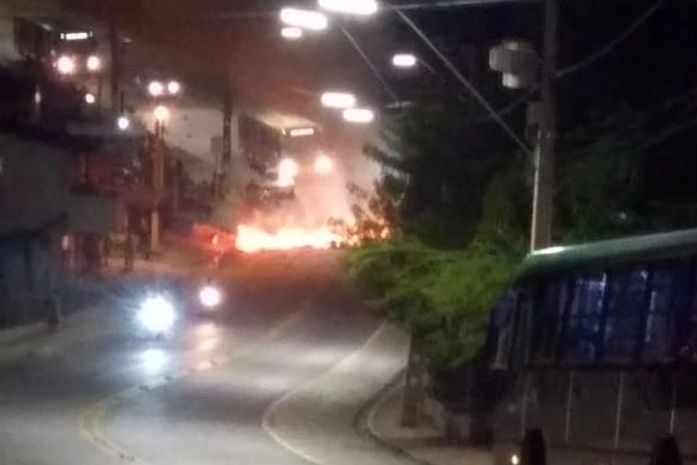 Com constantes acidentes, moradores da Avenida Rotary cobram reativação de fiscalização eletrônica