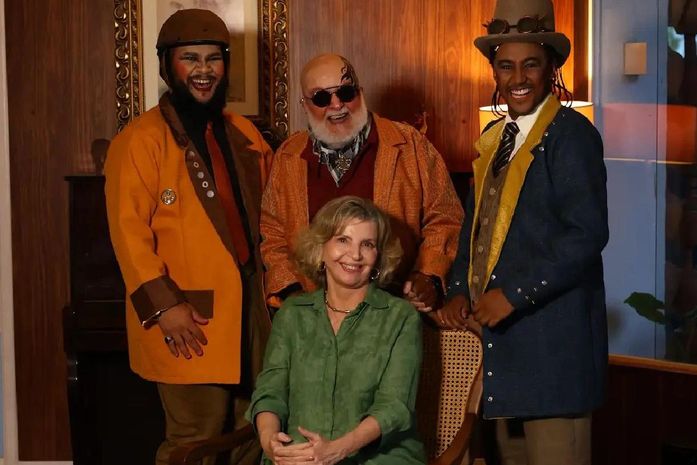 Espetáculo ‘Você fala Javanês?’ tem apresentações marcadas no Theatro Homerinho nos dias 10, 11 e 12 de abril