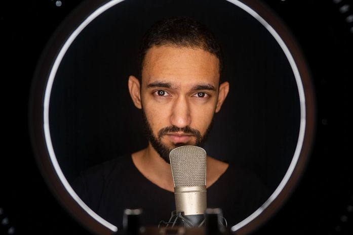 Em nova música, Beto Buarque fala sobre isolamento social