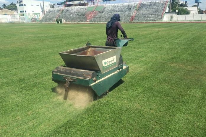 FAF inicia rodada de melhorias nos gramados para o Alagoano 2026